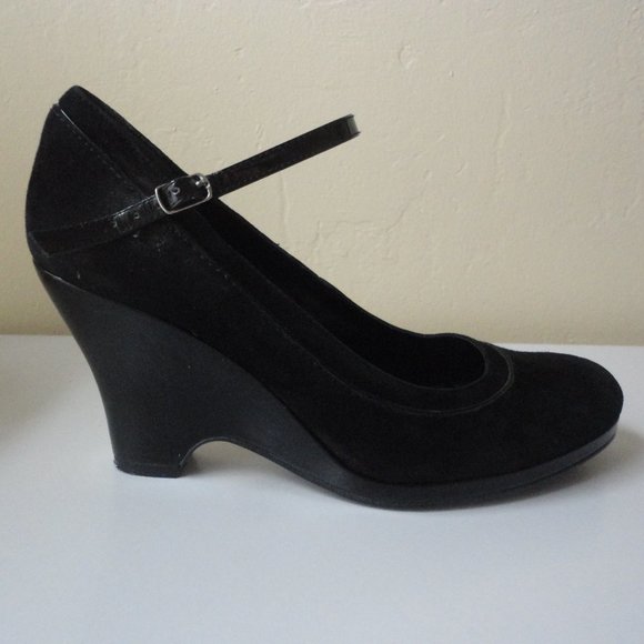 Black Suede Bandolino Mary Jane Wedge Heels 7M - Picture 1 of 10